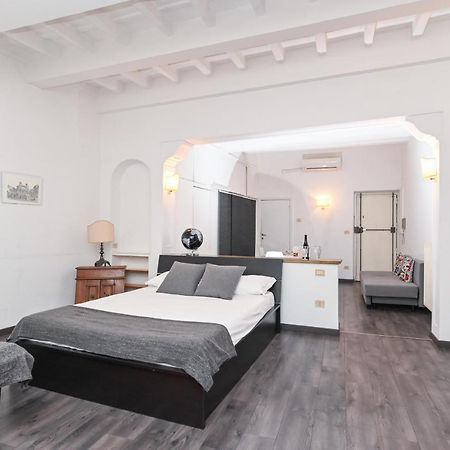 Gorgeous Trastevere Loft On The River Рим Екстериор снимка