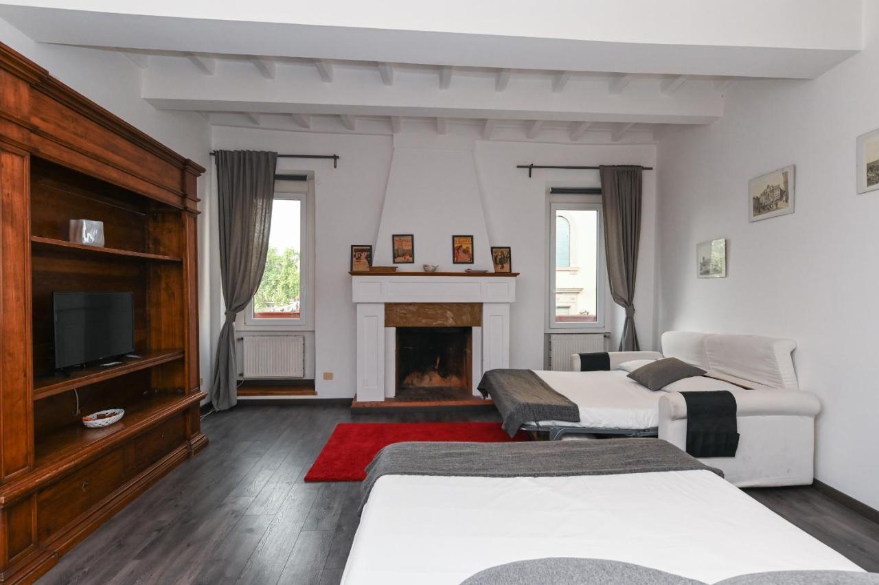 Gorgeous Trastevere Loft On The River Рим Екстериор снимка