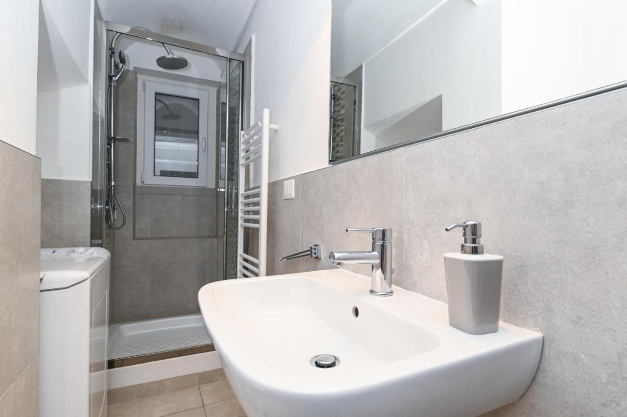 Gorgeous Trastevere Loft On The River Рим Екстериор снимка