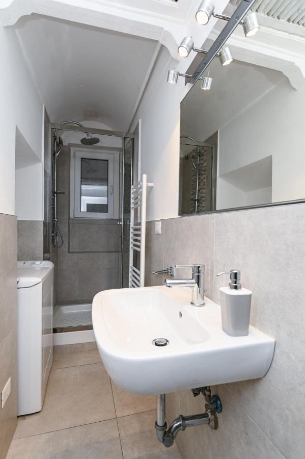 Gorgeous Trastevere Loft On The River Рим Екстериор снимка